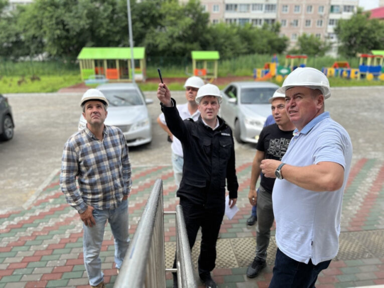 Алексей Колеватых проверил ключевые стройки в Комсомольске-на-Амуре