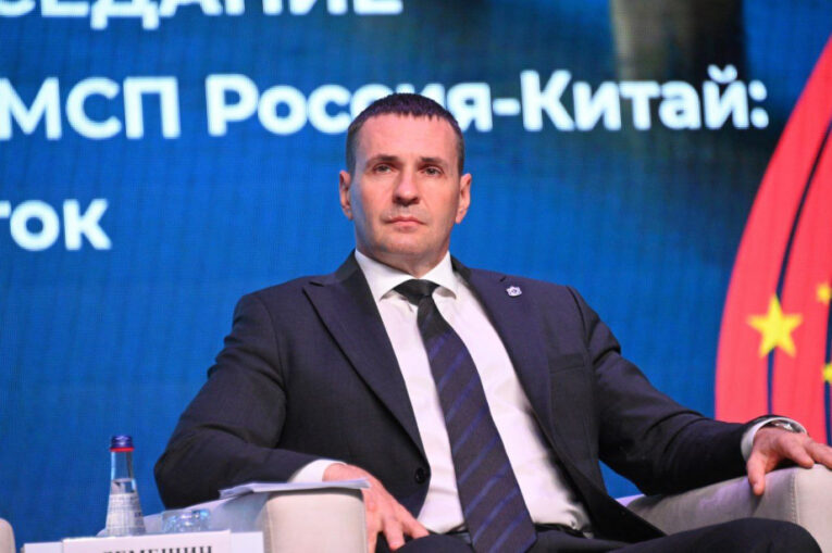 В Хабаровске проходит съезд лидеров бизнеса