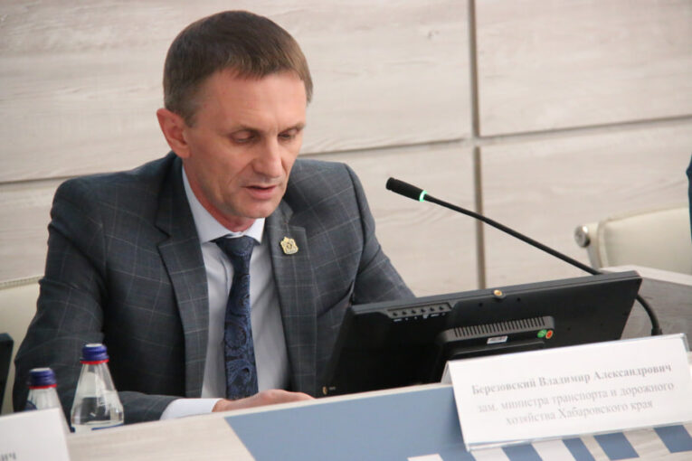 Экс-замглавы Минтранса Хабаровского края пойдет под суд за превышение должностных полномочий