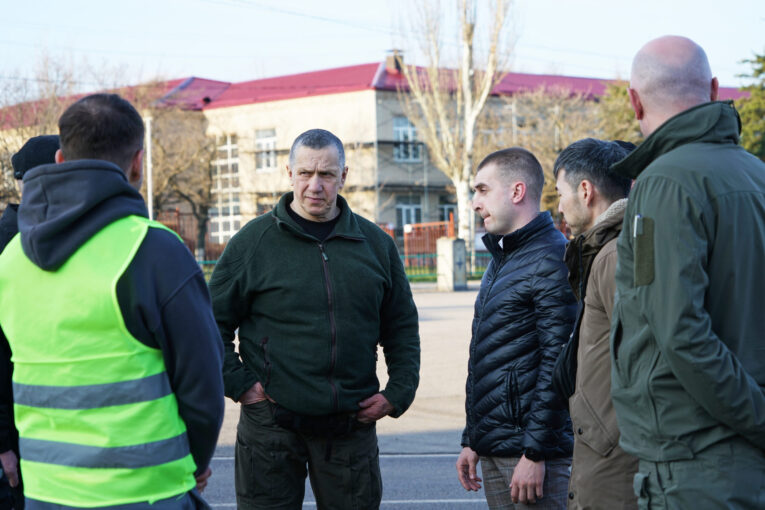 Трутнев проверил ход восстановления подшефных Дальнему Востоку территорий ДНР