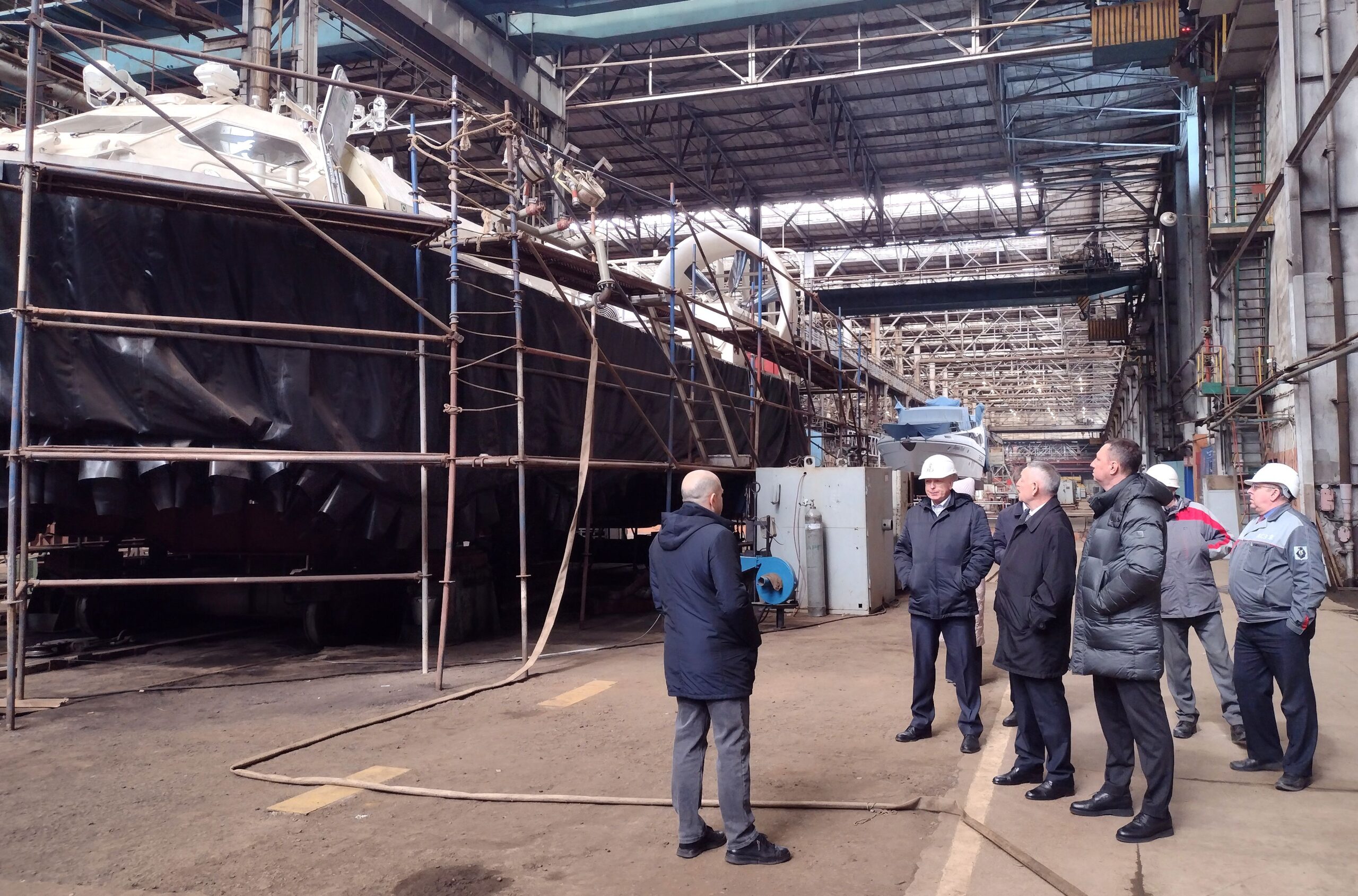 Новый глава краевого Минпромторга познакомился с ХСЗ
