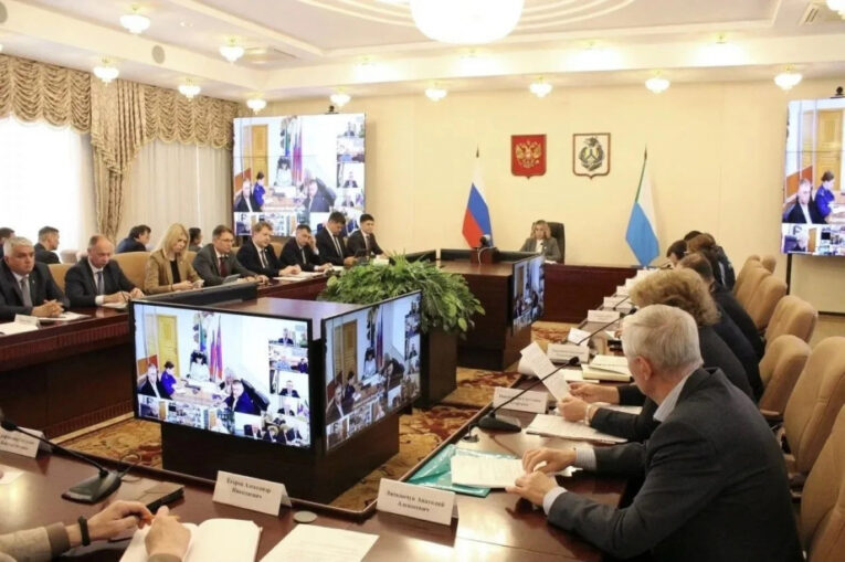 Паводки отступили, но пожары остаются: в правительстве Хабаровского края обсудили сезонные риски