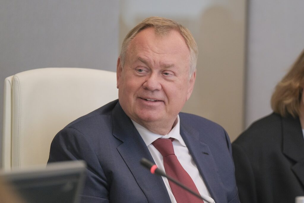 Россияне совершили покупок за границей по QR коду на 1,3 млрд рублей