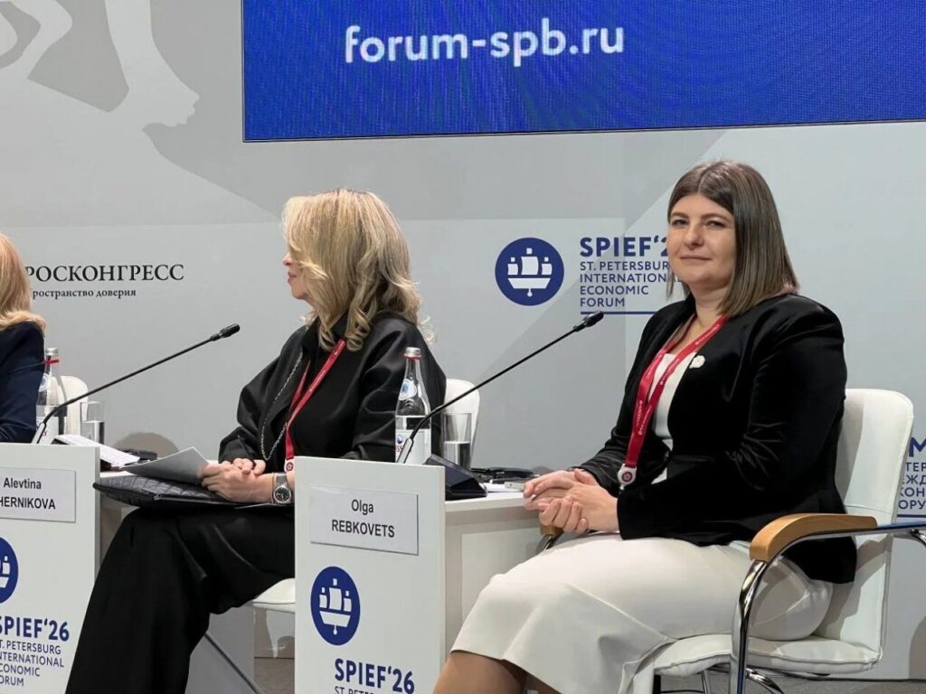 Превратить грамотность в национальный тренд предложили на ПМЭФ