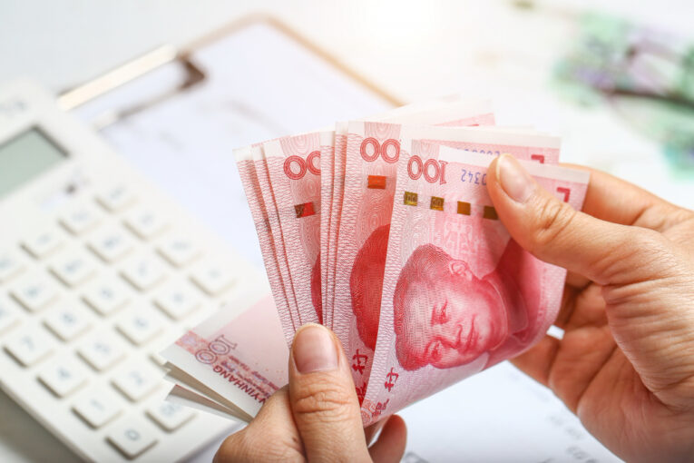 Расчеты предпринимателей с Китаем дешевеют на фоне роста товарооборота