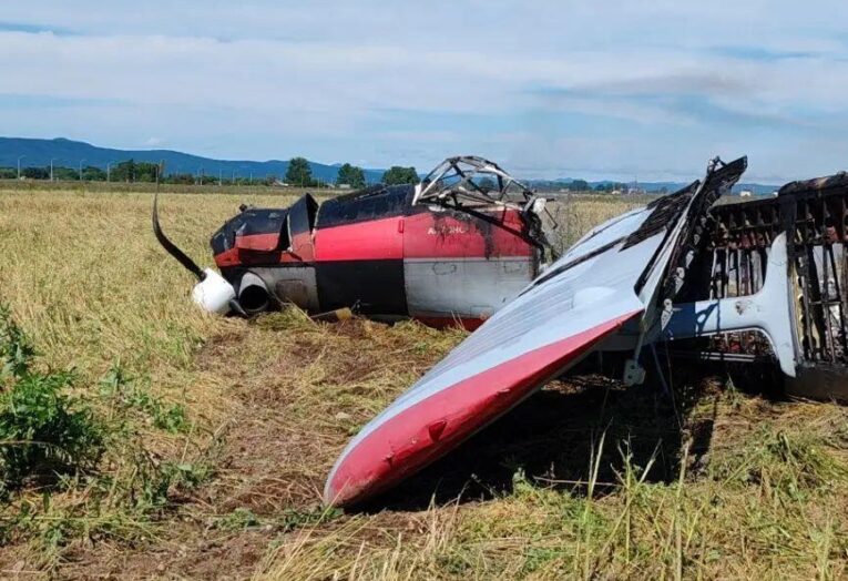 На Сахалине АН-3 с парашютистами совершил жесткую посадку