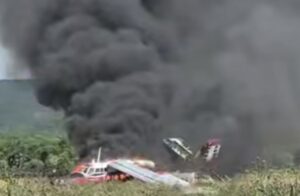 Ан-3 жестко сел на Сахалине и загорелся: пострадавших нет