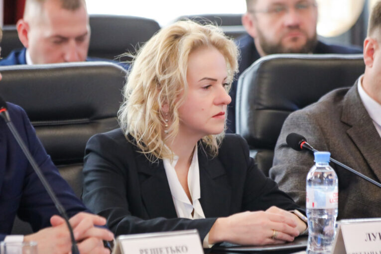 Светлана Лукаш вступила в должность сенатора от ЕАО